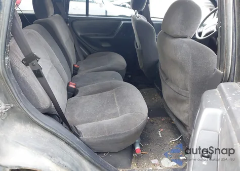 2001 Jeep Grand Cherokee Laredo z USA, uszkodzony, nr VIN 1J4GW48S31C680772